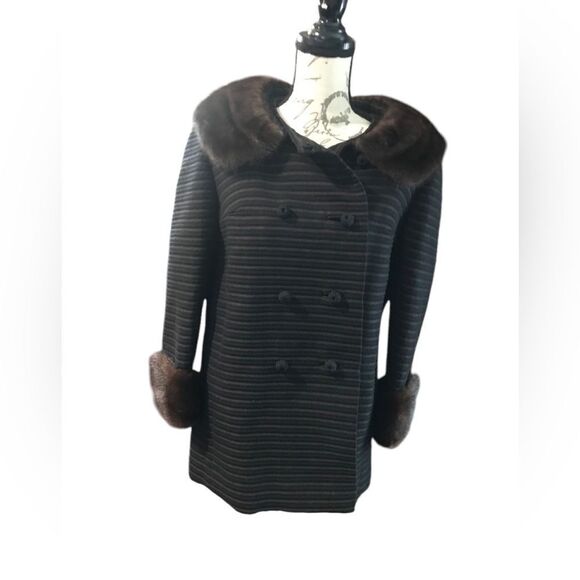 Vintage Forstmann Fur Coat Size Medium - Picture 9 of 11